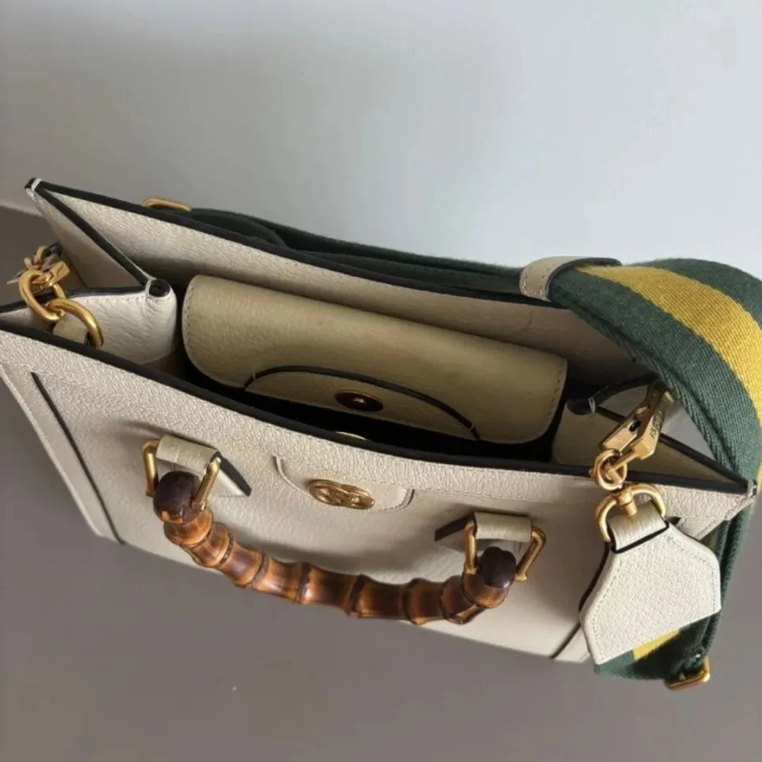 GUCCI DIANA MEDIUM TOTE BAG