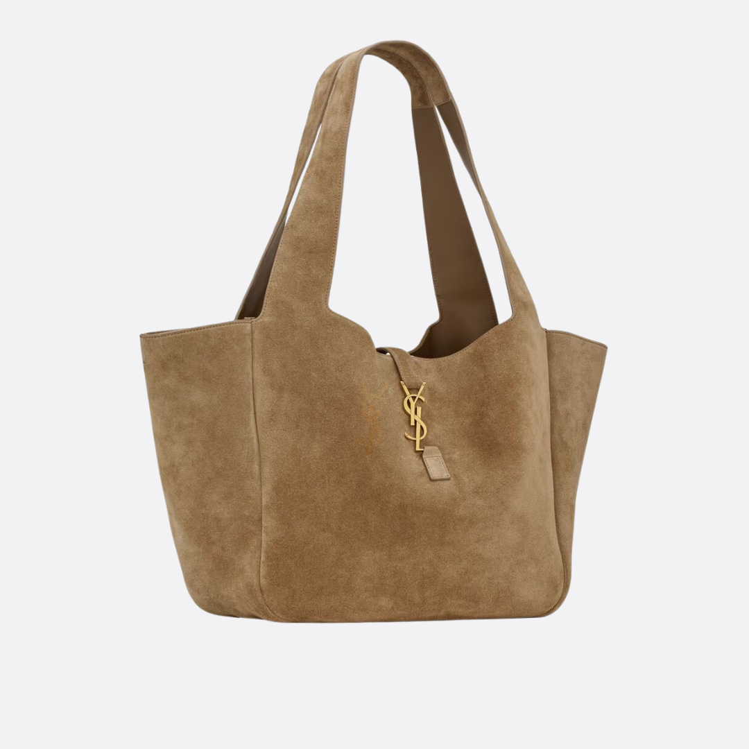 LE 5 À 7 BEA IN SUEDE BY YVES SAINT LAURENT